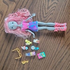 Monster High Mouscedes King Doll with Accessories